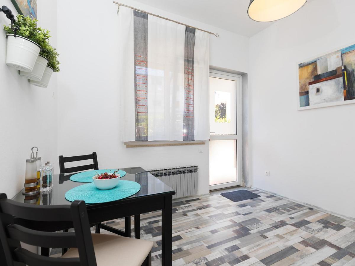 Design Apartment Novigrad  Exterior photo